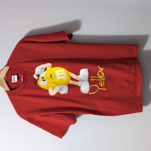 M&M's Red Yellow Short Sleeve Printed T-Shirt Large